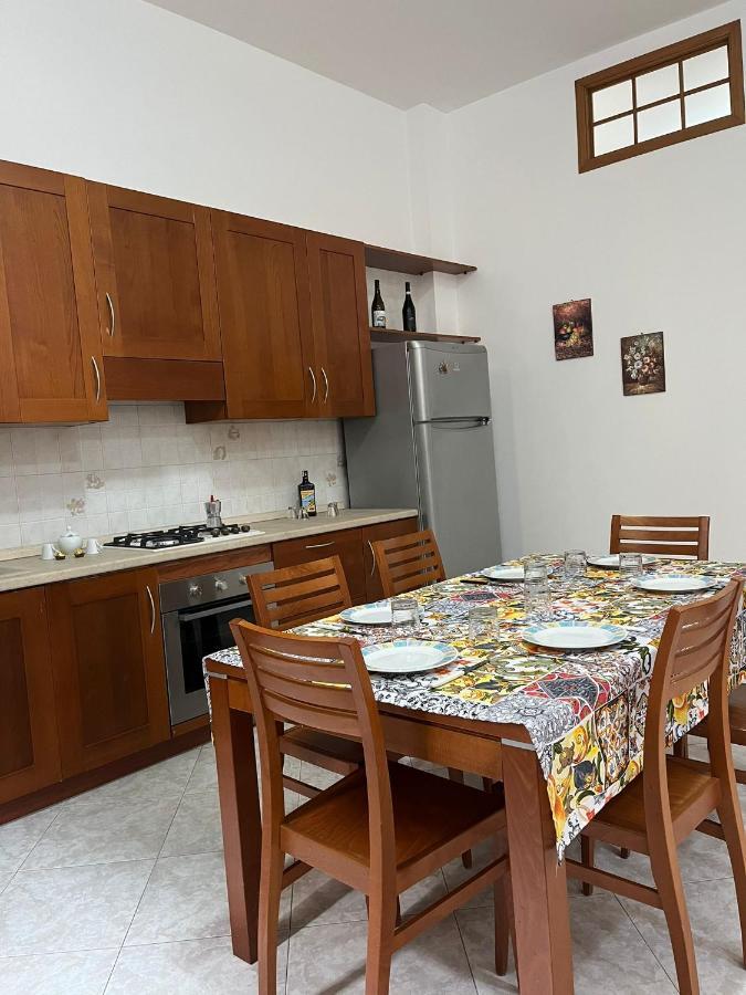 Appartamento Barone Кастеламаре дел Голфо Екстериор снимка